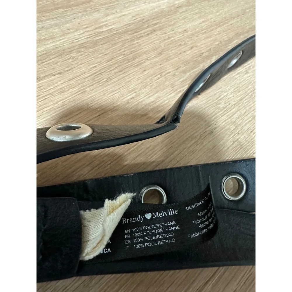 Brandy Melville Eyelet Grommet‎ Belt